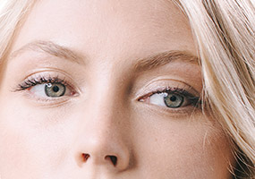 Уход за кожей вокруг глаз